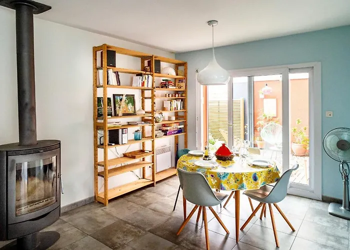 Location De Le Pagnol * אלבי